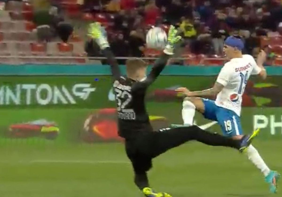 FCSB, iertată de un penalty cât casa în meciul cu Farul!