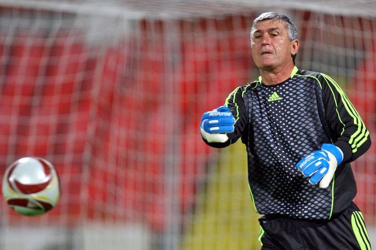 „M-am rupt de Dinamo!” » Confesiunea brutală a lui Dumitru Moraru: „Galeria conduce, schimbă antrenorii. Nu credeam că se va ajunge aici” + cum a ironizat ultima gafă