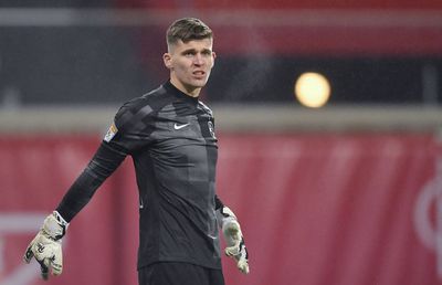 Dezvăluiri despre Ştefan Târnovanu, ultima „perlă” din curtea celor de la FCSB: „L-am mai prins cu una, cu alta, cu ţigărica. Nu-i mai ajungeau paharele! L-am «reglat» din palme”