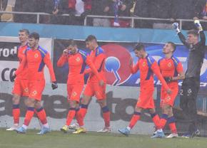 Dezvăluiri fabuloase despre ultima „perlă” din curtea celor de la FCSB: „L-am mai prins cu una, cu alta, cu ţigărica. Nu-i mai ajungeau paharele! L-am «reglat» din palme”