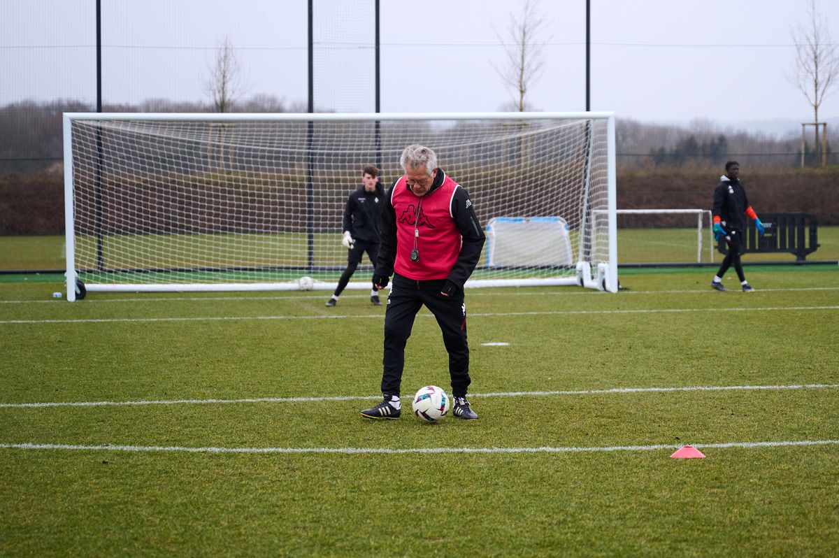 Ladislau Boloni critică scandalul de la meciul Sepsi - FCU Craiova: „O porcărie bună pentru extremiști, nu pentru fotbal”