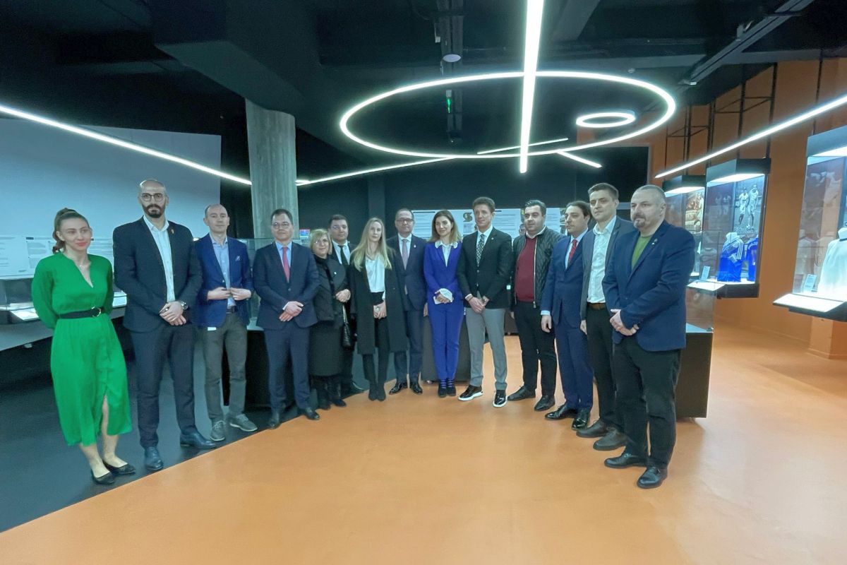 Gică Popescu: „Lăsați-l în pace pe Mazilu!” + „Au dat două goluri și îi faceți vedete”