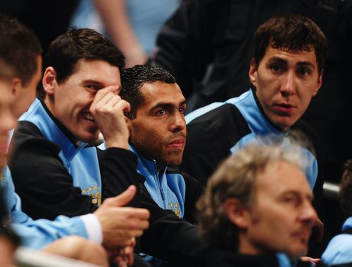Barry, Tevez și Pantilimon pe banca lui Manchester City