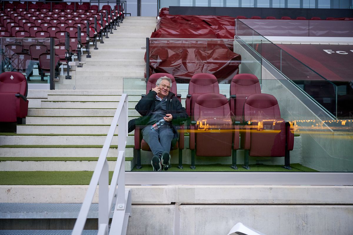 Ladislau Boloni despre cum a antrenat o echipă din Qatar în pandemie: „Am condus o echipă din fața televizorului. Ca Gigi Becali”