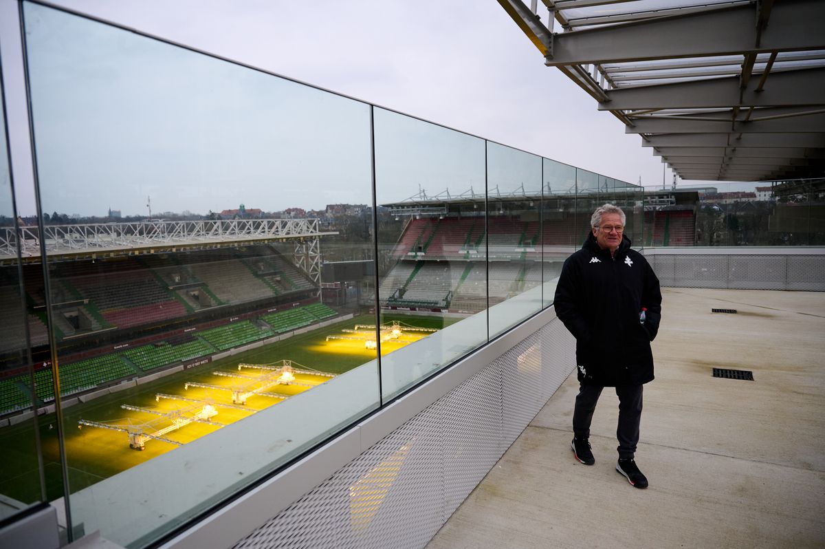 Ladislau Boloni despre cum a antrenat o echipă din Qatar în pandemie: „Am condus o echipă din fața televizorului. Ca Gigi Becali”