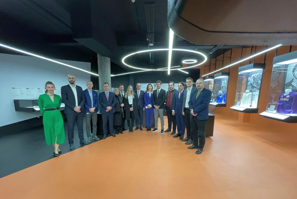 Gică Popescu: „Lăsați-l în pace pe Mazilu!” + „Au dat două goluri și îi faceți vedete”