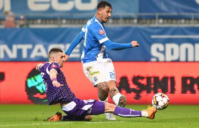 Expertul TV a dezvăluit în direct oferta din Superliga: „Nu pot să semnez pe orice sumă”