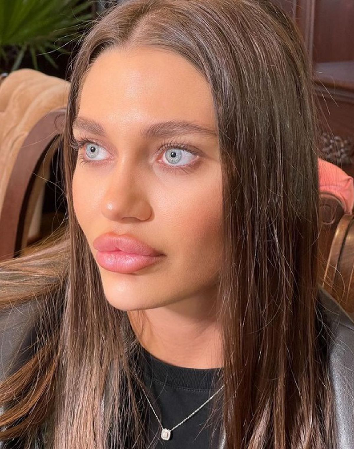 „L-a jucat” pe Mititelu Jr. cum a vrut! „Angelina Jolie de România” a rupt tăcerea: „Eu trebuie să mă agăț de ceva mai puternic”