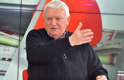 Adalbert Kassai, secretarul general al FRF în ”epoca Mircea Sandu”, este invitatul din această seară la emisiunea „Prietenii lui Ovidiu”