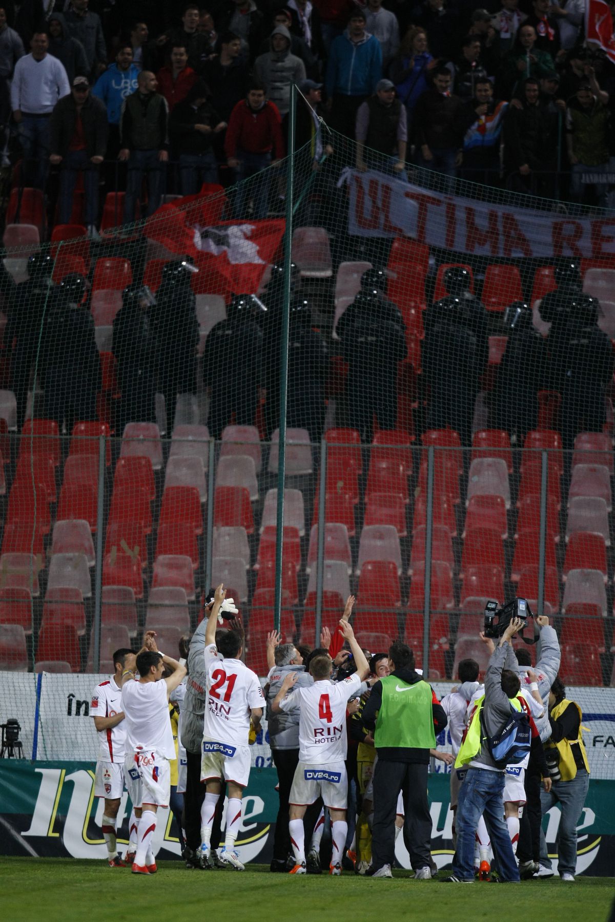 Steaua - Dinamo 0-1 // 25.04.2011