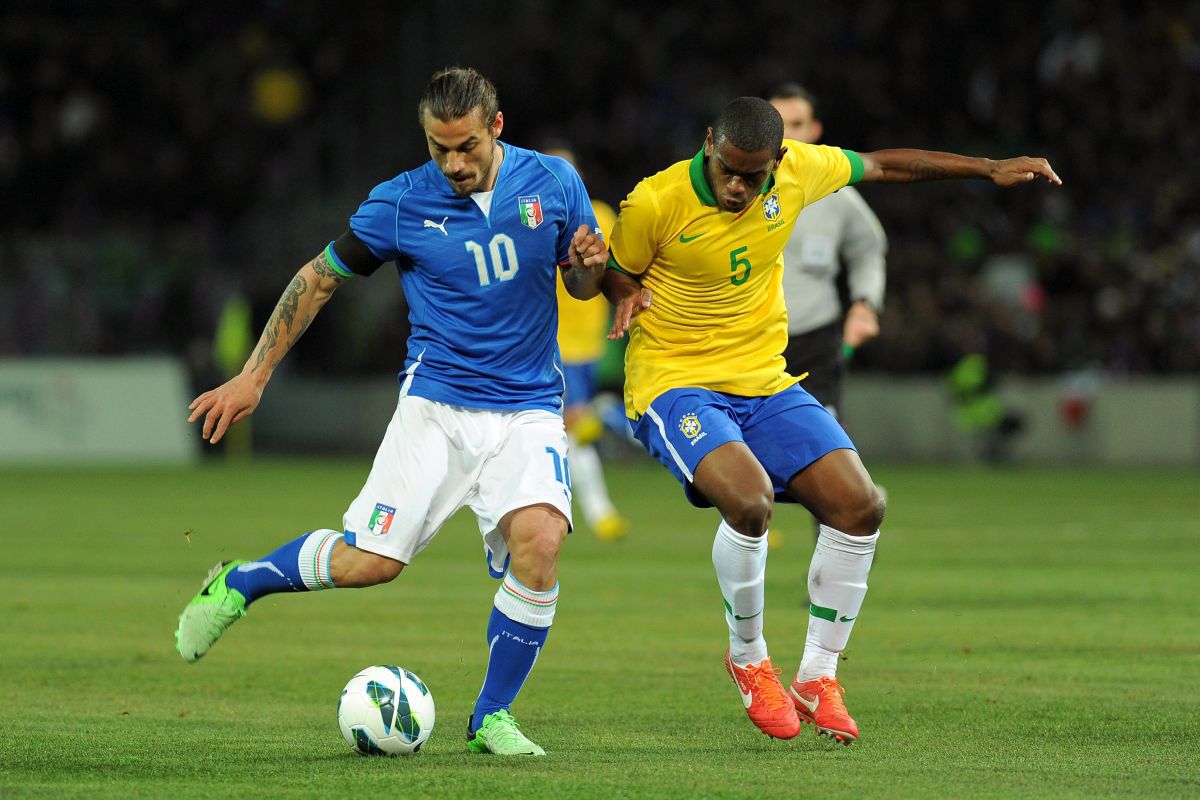 Strigătul disperat al unui fost internațional italian: „Sunt în depresie, m-am refugiat în anumite dependențe și sunt tratat de un psihiatru. Nu vreau să mă victimizez, ci să mă oblig într-un fel să nu mai recidivez”