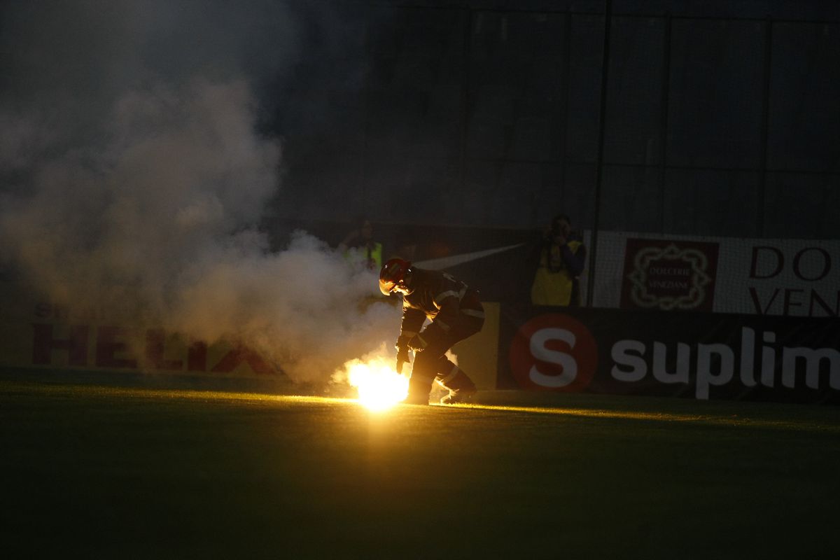 Steaua - Dinamo 0-1 // 25.04.2011