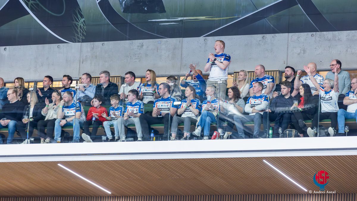 Imagini senzaționale din Insulele Feroe » Noua sală polivalentă, FULL la un rezultat mare din preliminariile Euro 2026 de handbal masculin