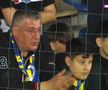 I-au „aliniat”! Ultrașii i-au mustrat pe jucători după primul meci din play-out