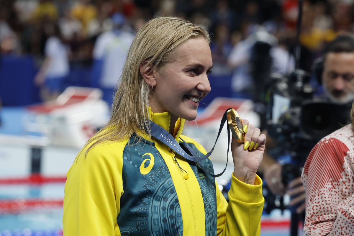 Ariarne Titmus la Glomour on the Grid