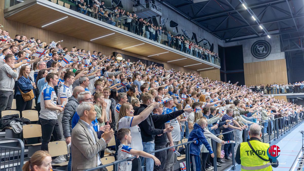 Imagini senzaționale din Insulele Feroe » Noua sală polivalentă, FULL la un rezultat mare din preliminariile Euro 2026 de handbal masculin