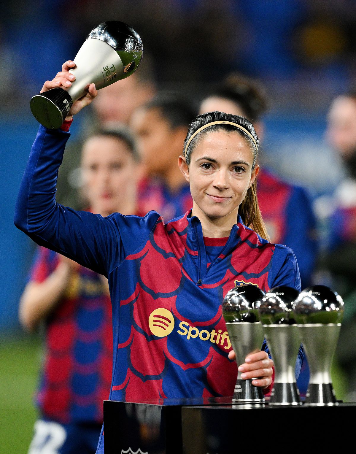 Povestea celei mai bune jucătoare din lume » Vedeta Barcelonei juca fotbal cu băieții în copilărie, acum e dublă câștigătoare a Balonului de Aur: „Ca un tsunami”