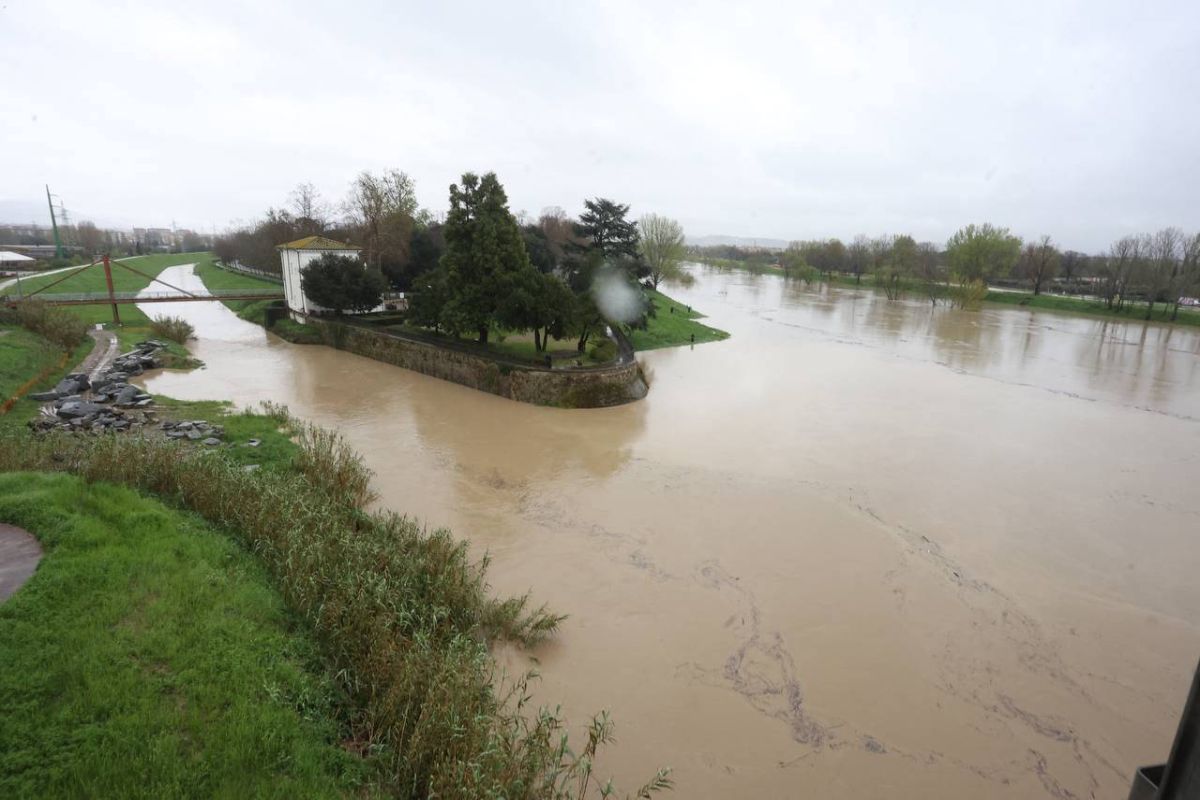 S-a cerut amânarea meciului Fiorentina - Juventus » Imagini incredibile de la furtunile care au lovit în plin zona și pun în pericol fotbalul