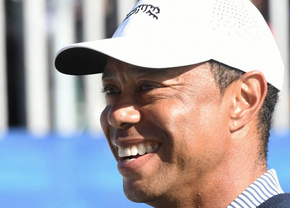 Tiger Woods a fost operat a șaptea oară în unsprezece ani