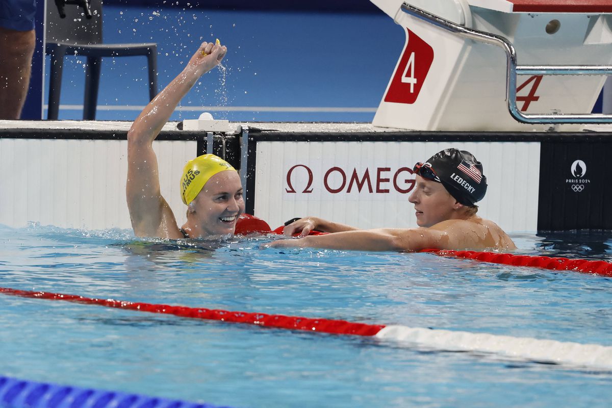 Apariție strălucitoare pe grilă a unei campioane olimpice la înot înainte de Marele Premiu de Formula 1 de la Melbourne