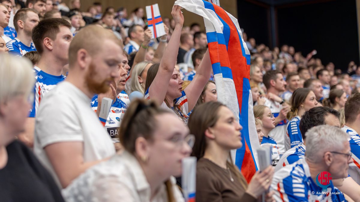 Imagini senzaționale din Insulele Feroe » Noua sală polivalentă, FULL la un rezultat mare din preliminariile Euro 2026 de handbal masculin