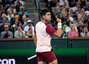 Carlos Alcaraz s-a calificat pentru a patra oară la rând în semifinale la Indian Wells + ce mesaj a scris pe camera de luat vederi