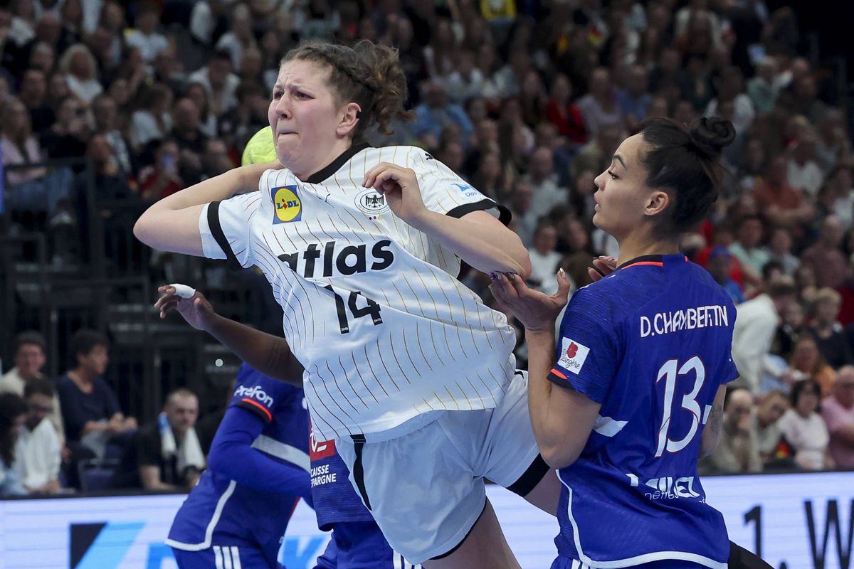 Rapid a prezentat supertransferul anunțat în exclusivitate de GSP » Un motiv în plus ca fanii giuleșteni să vină la sală!