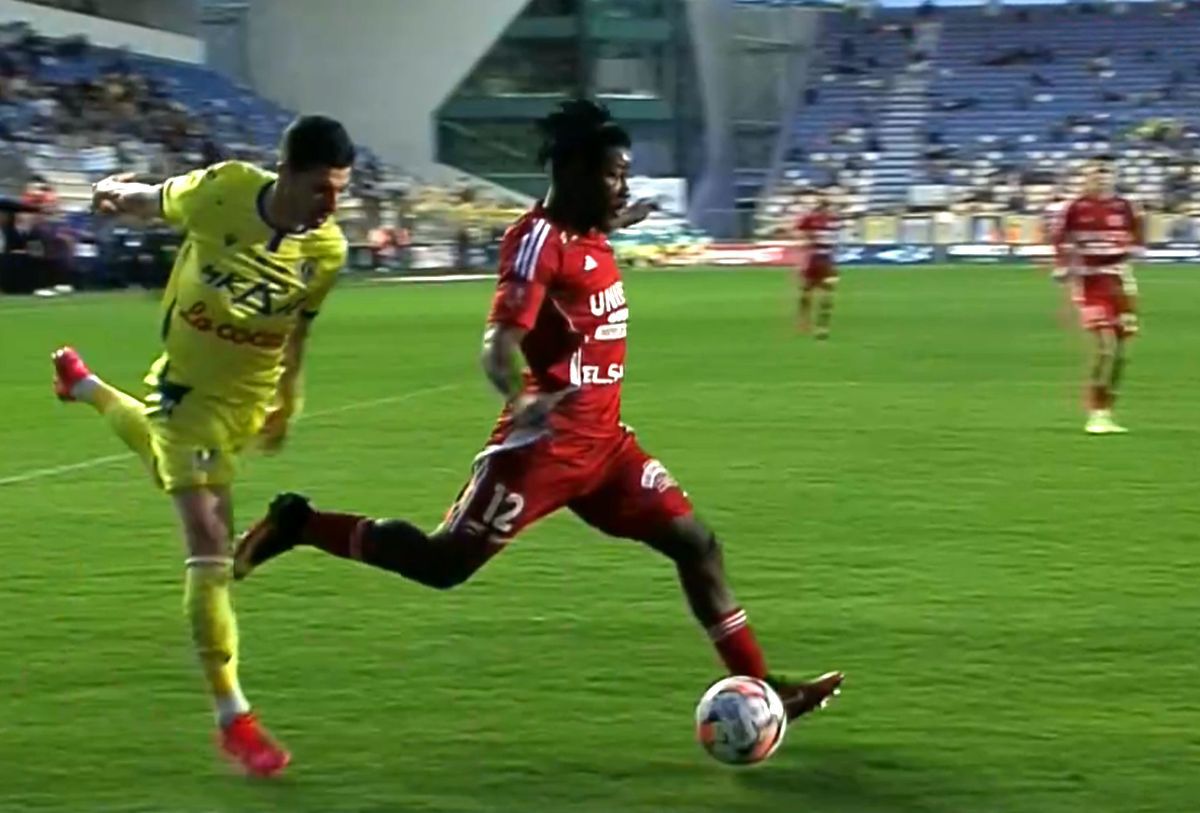 Cea mai mare ratare a campionatului?! Lui Leo Grozavu nu i-a venit să creadă: a răbufnit la margine