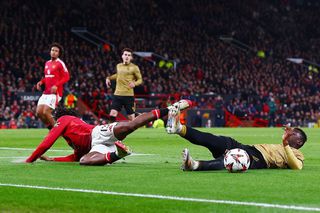 Bizar sau fair-play? Jucătorul lui Manchester United i-a cerut arbitrului să nu acorde acorde echipei sale un penalty!