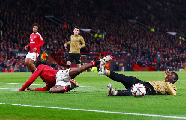 Bizar sau fair-play? Jucătorul lui Manchester United i-a cerut arbitrului să nu acorde acorde echipei sale un penalty!