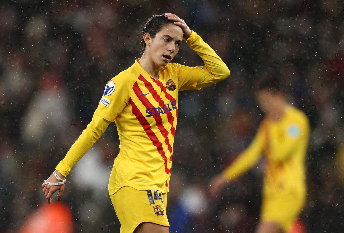 Povestea celei mai bune jucătoare din lume » Vedeta Barcelonei juca fotbal cu băieții în copilărie, acum e dublă câștigătoare a Balonului de Aur: „Ca un tsunami”