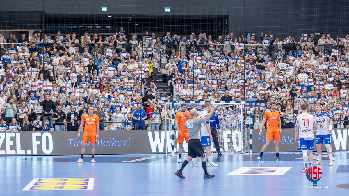 Imagini senzaționale din Insulele Feroe » Noua sală polivalentă, FULL la un rezultat mare din preliminariile Euro 2026 de handbal masculin