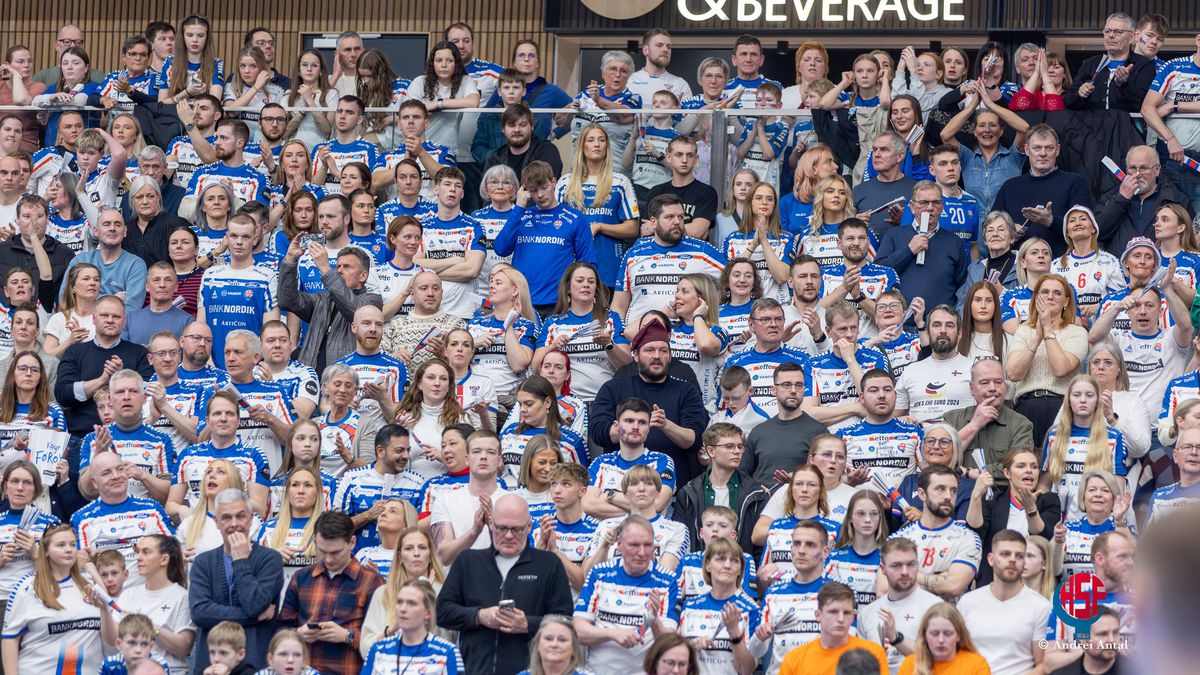 Imagini senzaționale din Insulele Feroe » Noua sală polivalentă, FULL la un rezultat mare din preliminariile Euro 2026 de handbal masculin