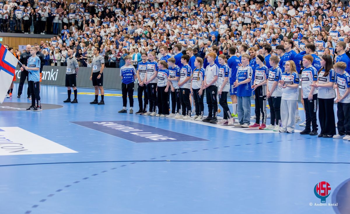 Imagini senzaționale din Insulele Feroe » Noua sală polivalentă, FULL la un rezultat mare din preliminariile Euro 2026 de handbal masculin