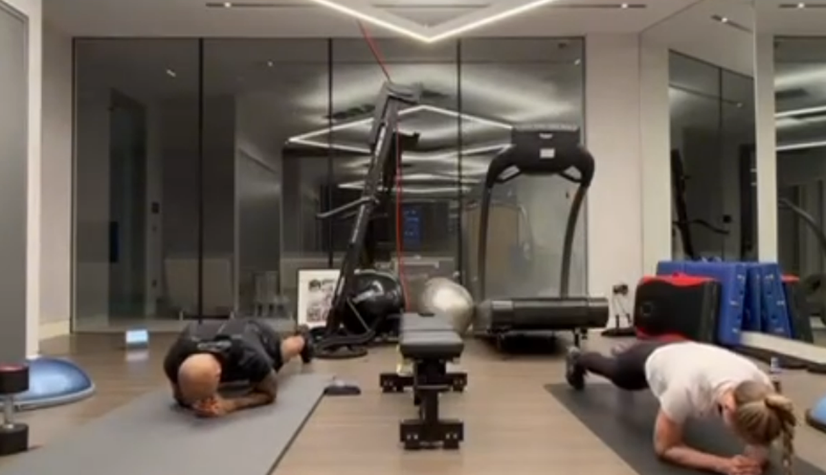 Thierry Henry, antrenament alături de iubita misterioasă » Fotografia care „a cucerit” internetul