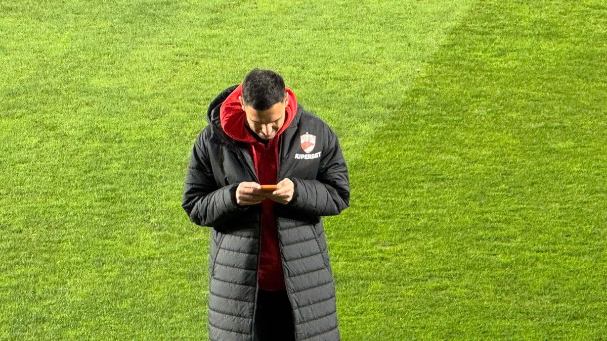 Rapid - Dinamo, imagini de la nivelul gazonului înaintea partidei