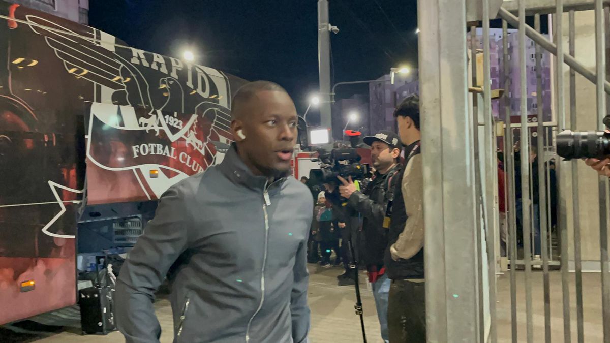 Rapid - Dinamo, imagini de la nivelul gazonului înaintea partidei