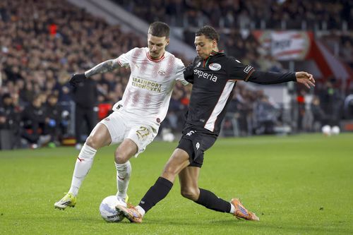Dennis Man a jucat 76 de minute pentru PSV în eșecul cu Nijmegen, scor 2-3/ FOTO Imago Images