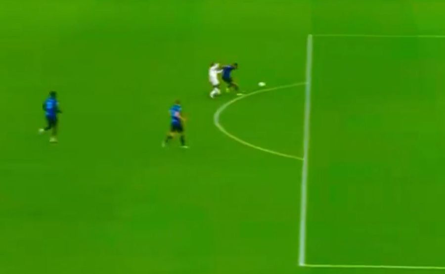 Faultul acuzat de Inter Italienii îi dau dreptate lui Cristi Chivu: „Incredibilă eroare! Doar VAR-ul, mai slab decât centralul”