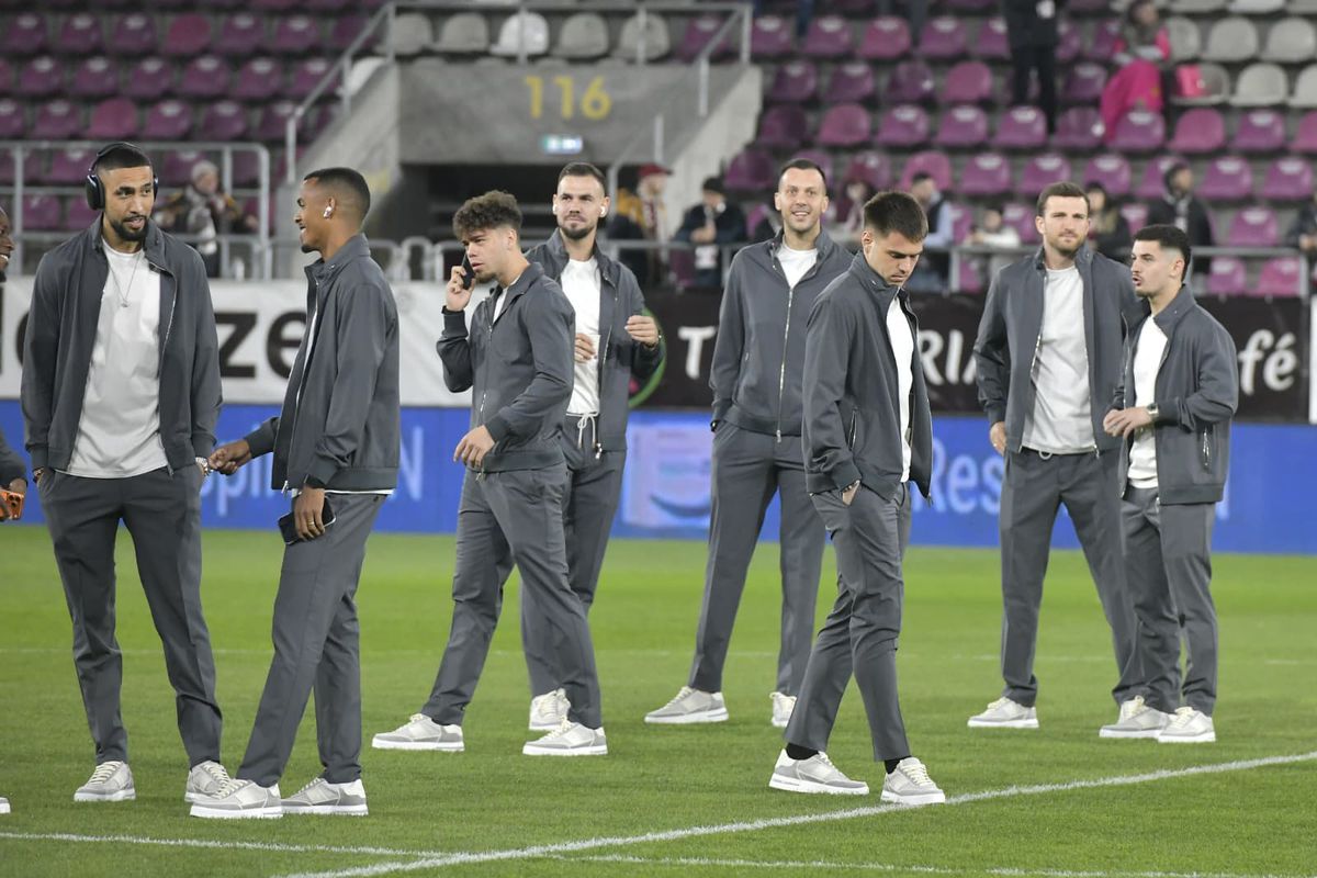 Rapid - Dinamo, imagini de la nivelul gazonului înaintea partidei