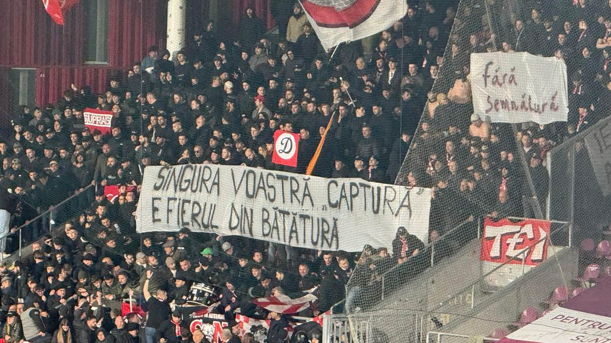 Scenografia din derby-ul Rapid - Dinamo » Mesajele afișate de galeriile rivale
