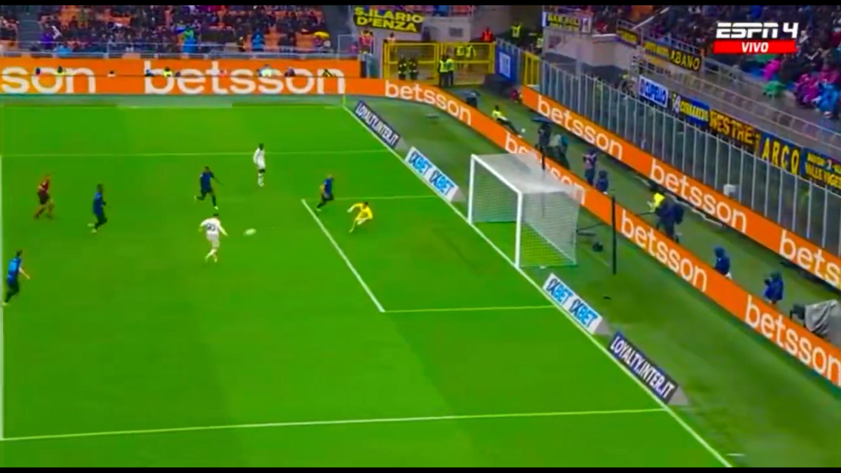 DOUĂ cuvinte! Ce i-a strigat Chivu arbitrului, după eliminare