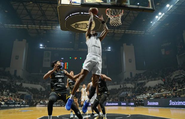Derby-ul orașului a fost amânat după ce un fan al echipei a fost ucis de un suporter al rivalei
