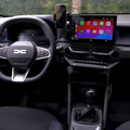 Interiorul mașinii Dacia Striker