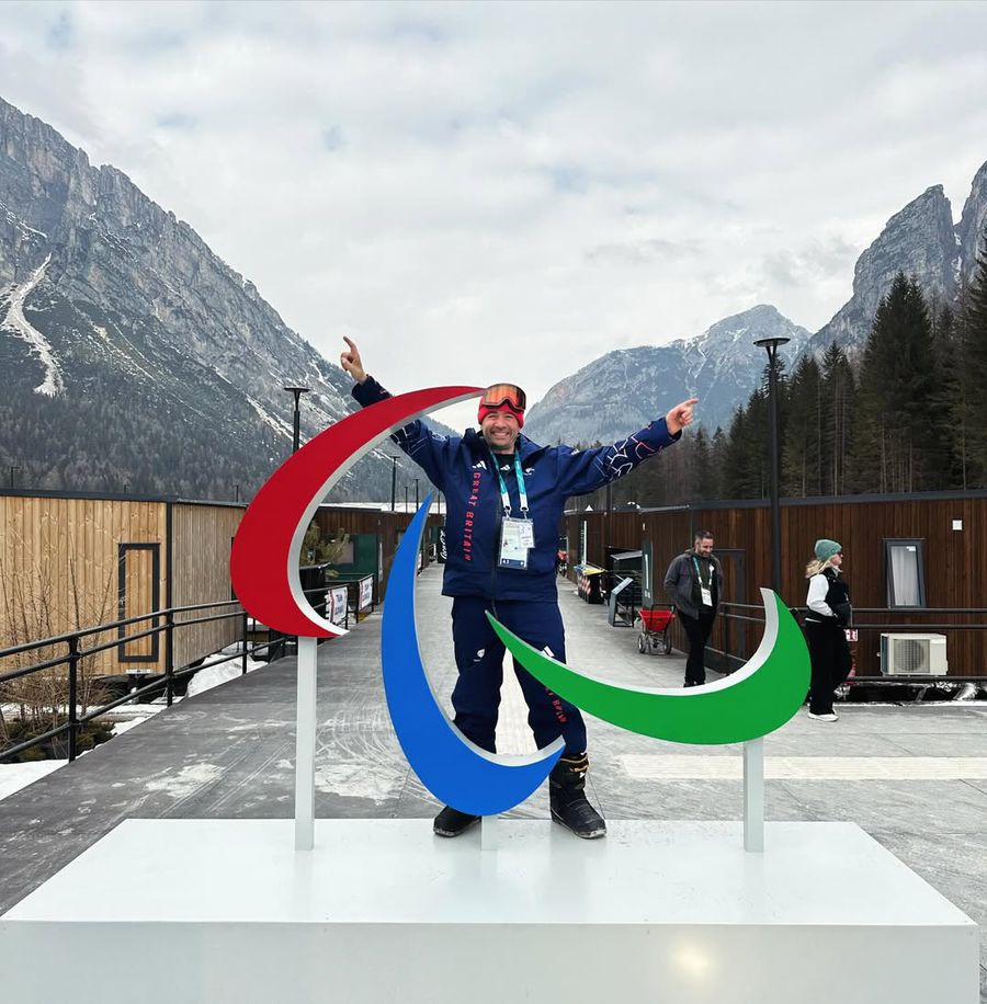 În 2018 medicii i-au mai dat 18 luni de trăit, însă sportivul din Marea Britanie a fost prezent la startul a două probe la Jocurile Paralimpice de Iarnă 2026