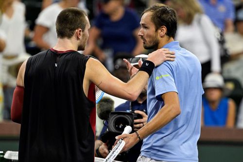 Jack Draper și Daniil Medvedev după „sfertul” de la Indian Wells 2026 Foto: Imago Images