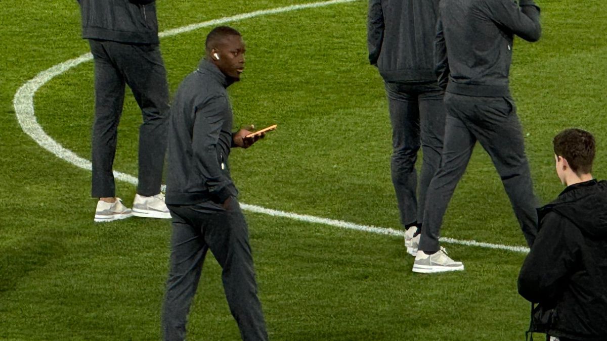 Rapid - Dinamo, imagini de la nivelul gazonului înaintea partidei