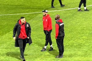 Rapid - Dinamo, derby cu gândul la titlu » ECHIPELE DE START: titular în premieră pentru Kopic!