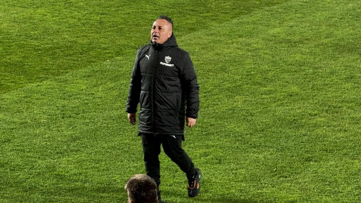 Rapid - Dinamo, imagini de la nivelul gazonului înaintea partidei