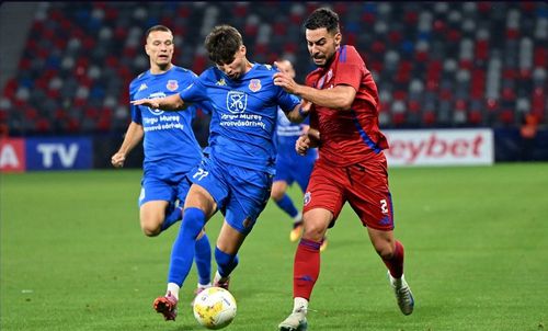 Pentru ultimele două locuri de play-off mai sunt în cărți două echipe: ASA Târgu Mureș și Steaua // foto: Facebook